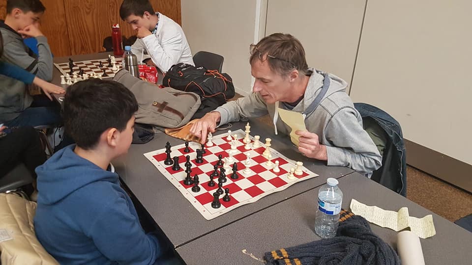 Une partie commentée avec un jeune joueur, au club